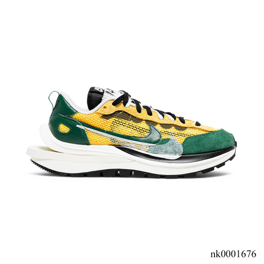 Sacai x VaporWaffle Tour Yellow Shoes Sneakers - nk0001676 image 0