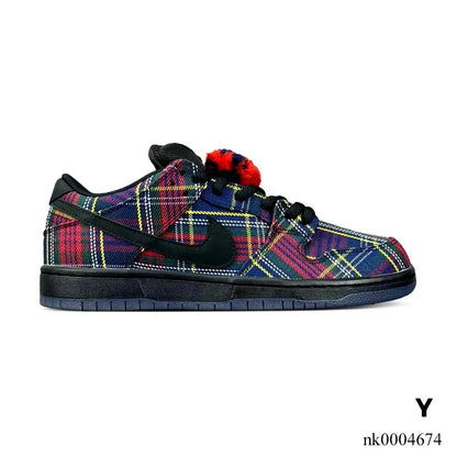 Nardwuar x Dunk Low SB Pro Tartan Shoes Sneakers - nk0004674 image