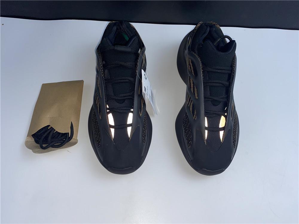 YzY 700 V3 Clay Brown Shoes Sneakers - ad0000323 image 2