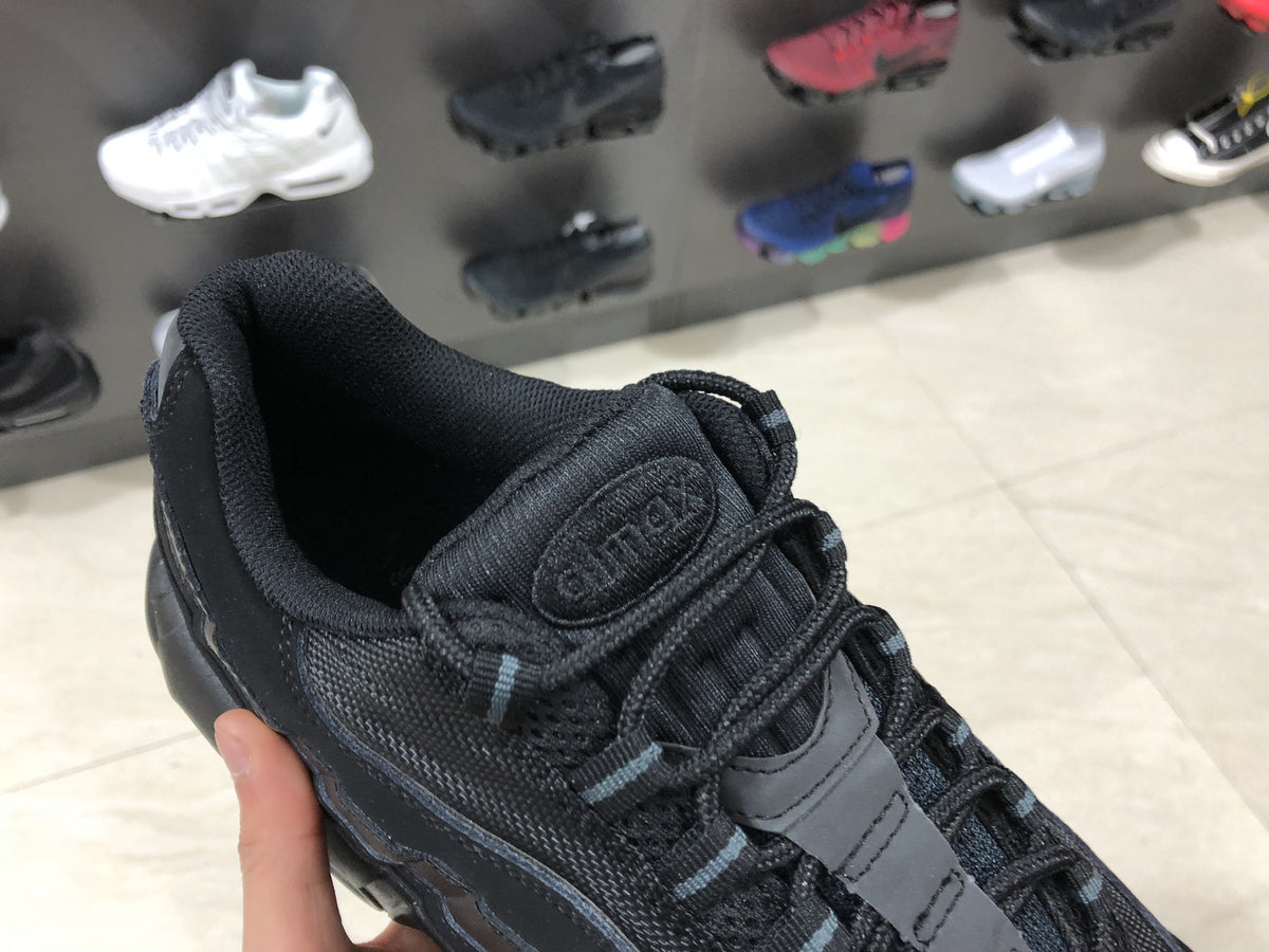 AM 95 Triple Black Shoes Sneakers - nk0000507 image 8