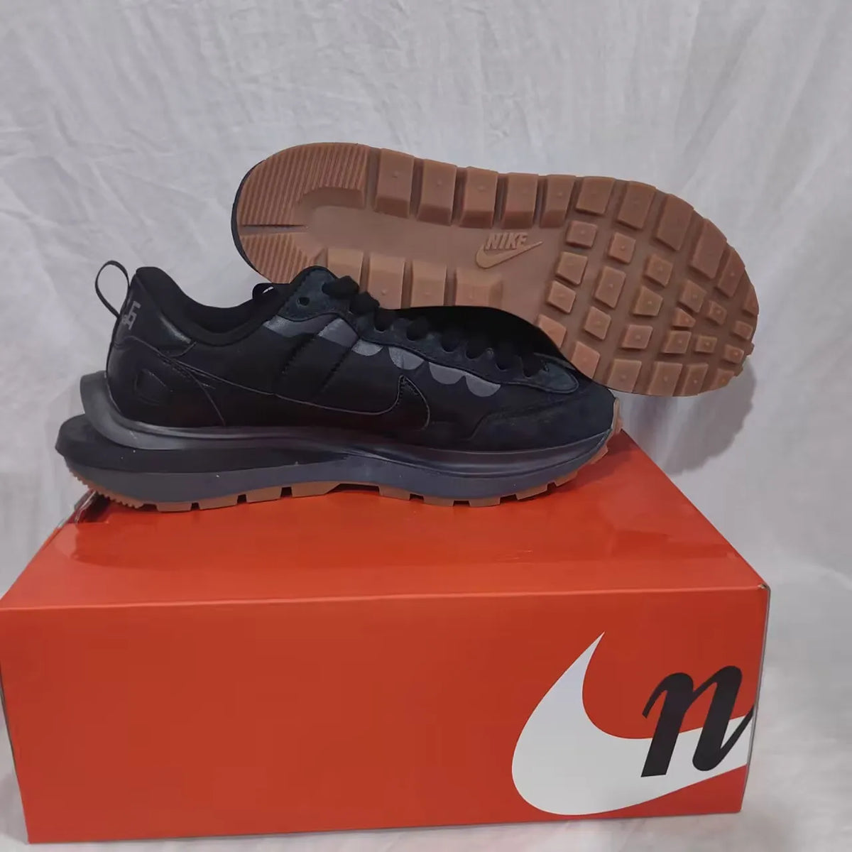 Vaporwaffle sacai Black Gum Shoes Sneakers - nk0001886 image 8