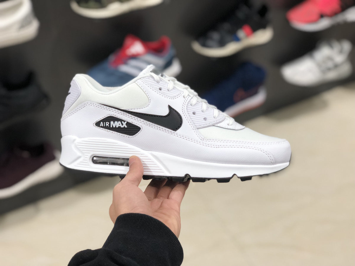 AM 90 White Black (W) Shoes Sneakers - nk0000518 image 3