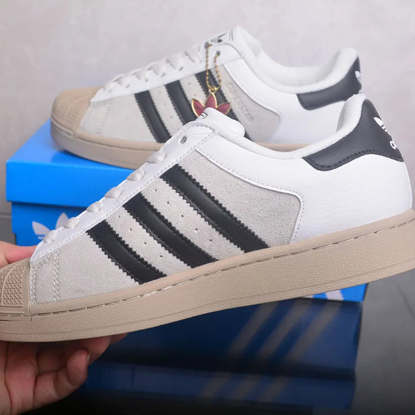 AD Superstar II "Core White / Core Black / Khaki Three" Shoes Sneakers - nk0005443 image 11