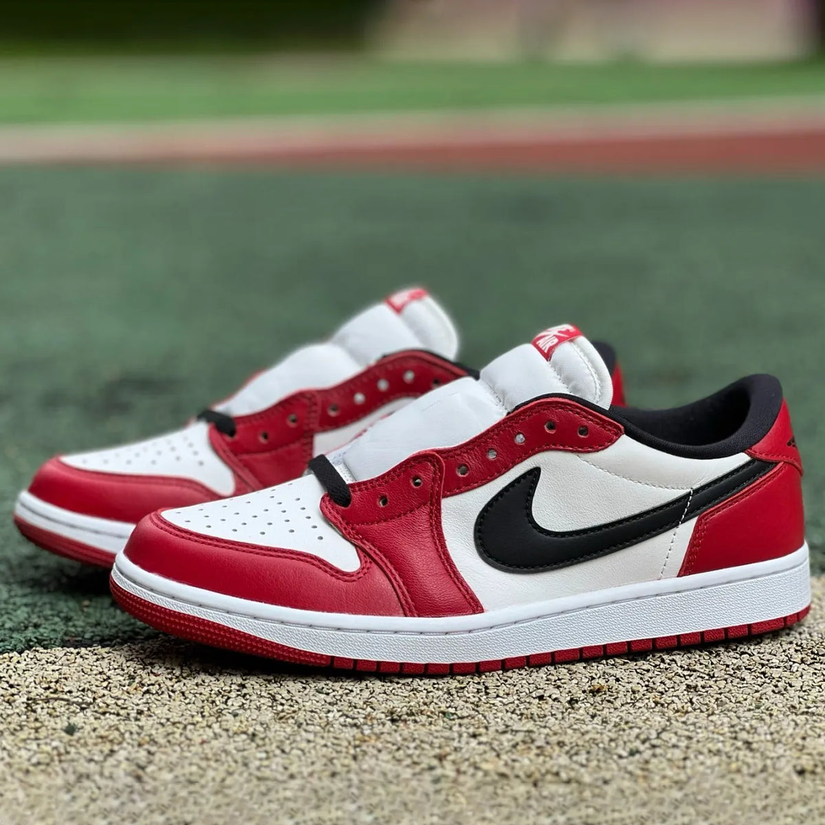 AJ 1 Low OG Chicago (2025) Shoes Sneakers – nk0004503 image 3