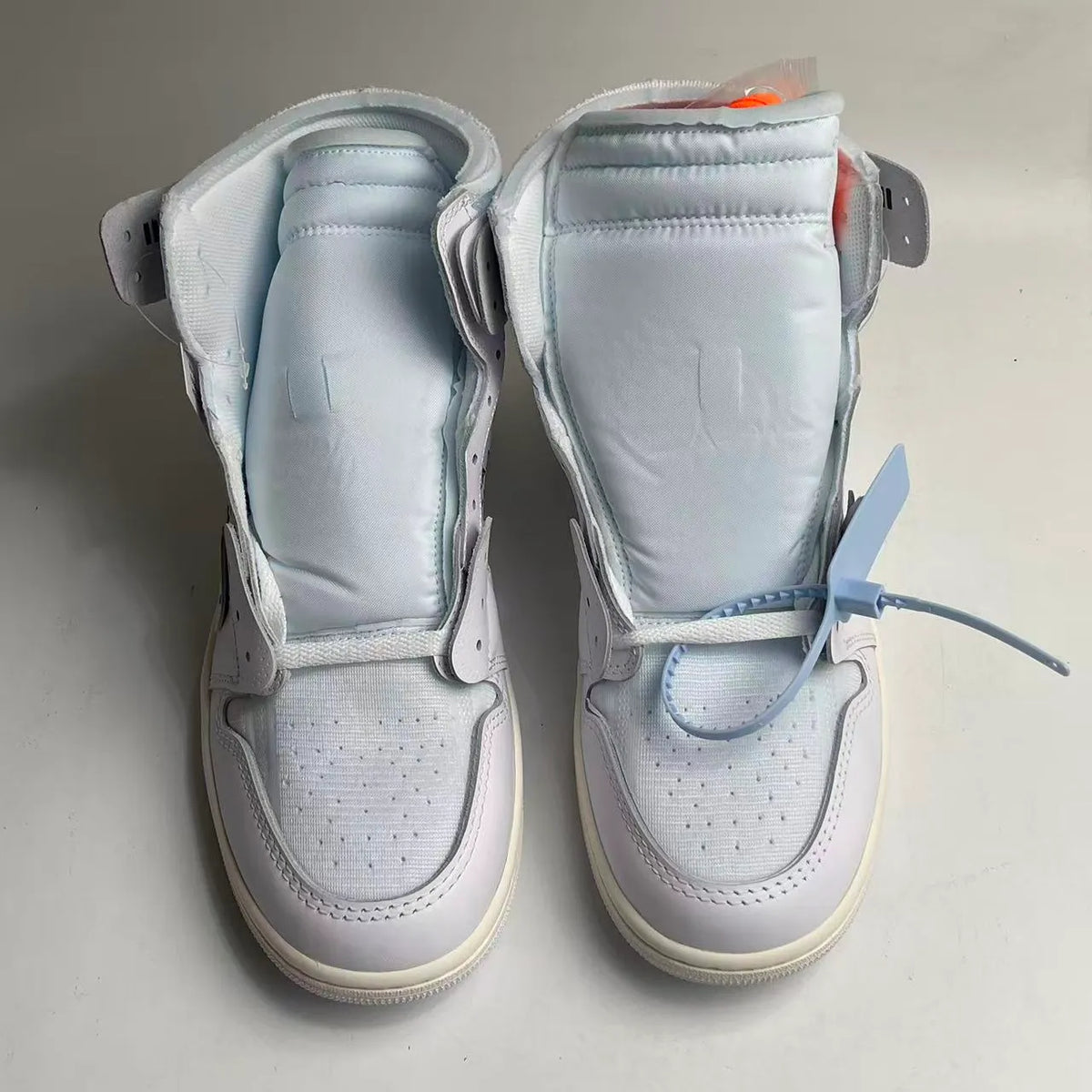 Virgil Abloh Archive x AJ 1 High OG 'Alaska' Shoes Sneakers – nk0004931 image 9