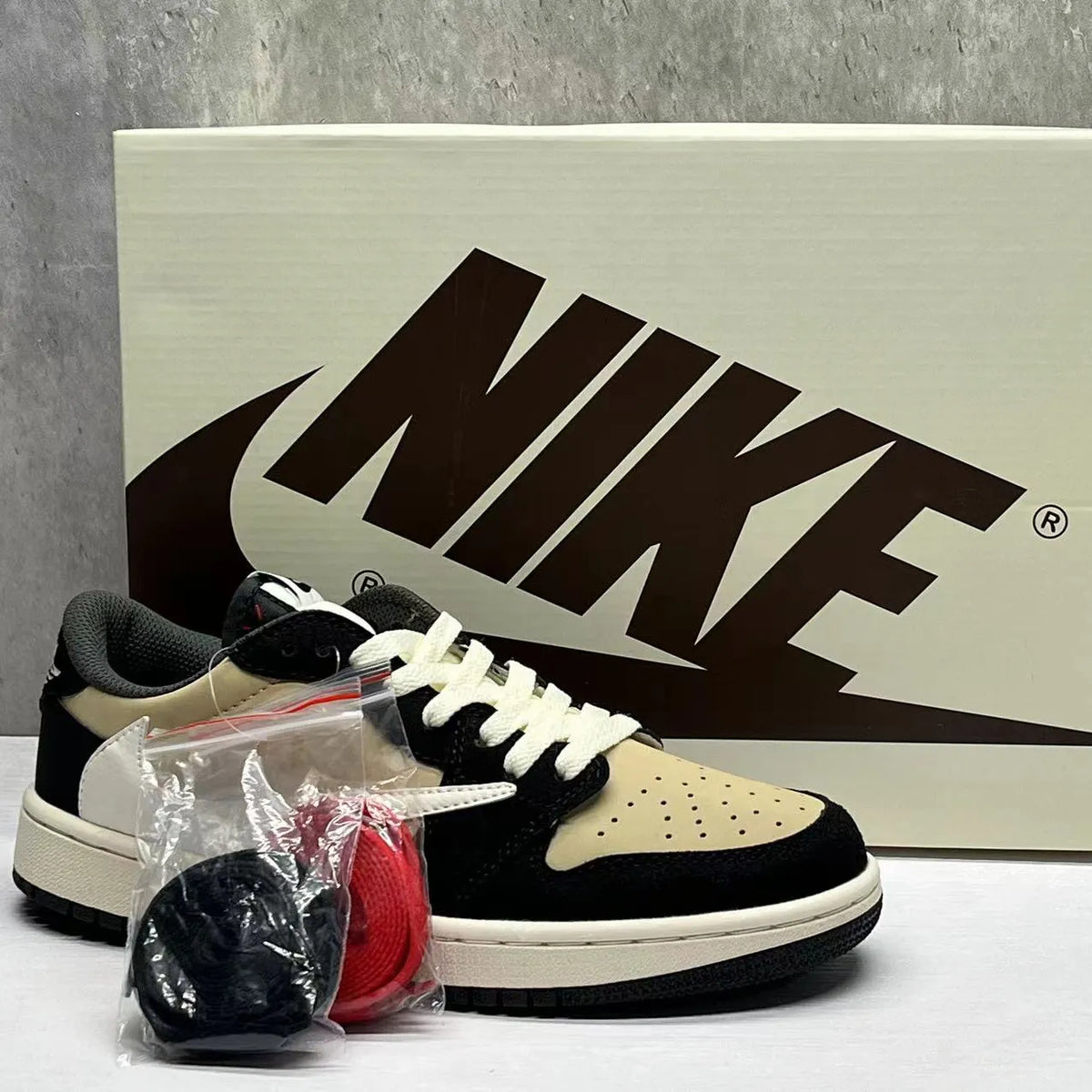Travis Scott x AJ 1 Low OG Pale Vanilla Shoes Sneakers – nk0003938 image 5