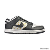 SB Dunk Low Stars Black x Supreme Shoes Sneakers - nk0001445 image 0