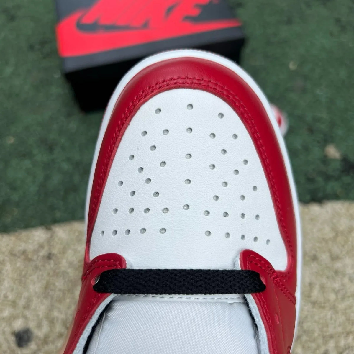 AJ 1 Low OG Chicago (2025) Shoes Sneakers – nk0004503 image 9