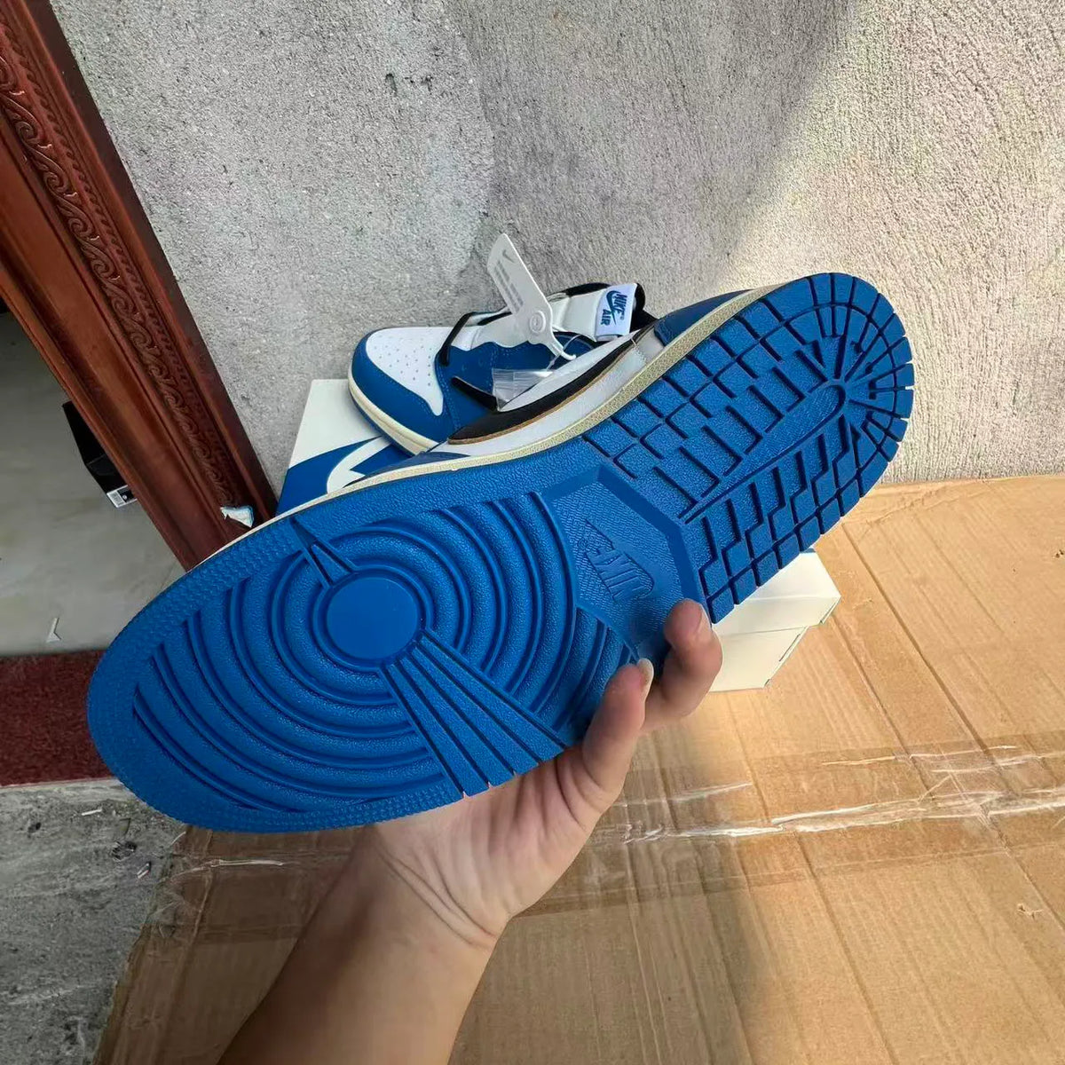 Travis Scott x Fragment x AJ 1 Low Sample Shoes Sneakers – nk0005290 image 7