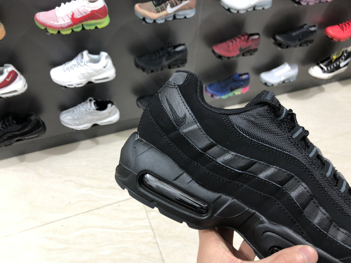 AM 95 Triple Black Shoes Sneakers - nk0000507 image 6