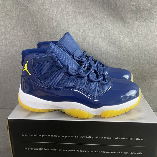 AJ 11 Retro "Michigan Wolverines" Player Exclusive (PE) Shoes Sneakers - nk0005402 image 2