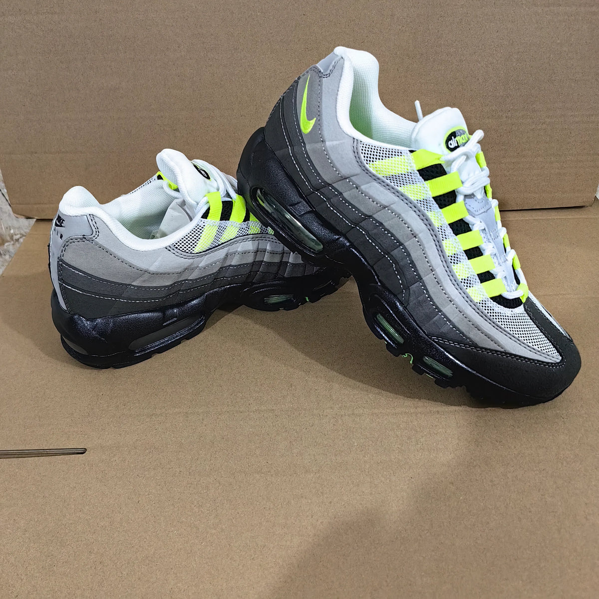 AM 95 Big Bubble Neon (2026) Shoes Sneakers - nk0004943 image 11