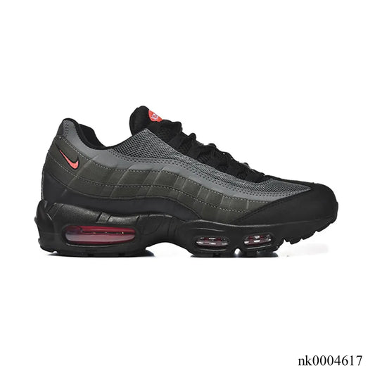AM 95 Black Bright Crimson Shoes Sneakers - nk0004617 image 0