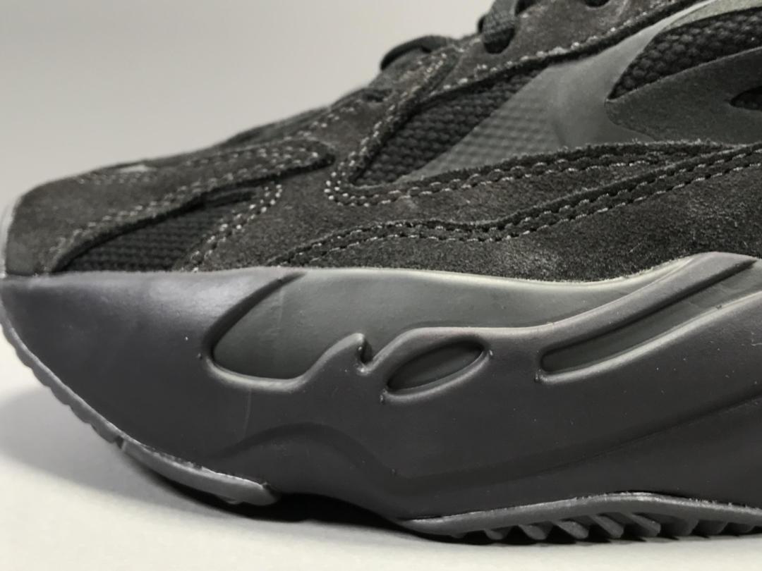 YzY Boost 700 V2 Vanta Shoes Sneakers - ad0000039 image 19