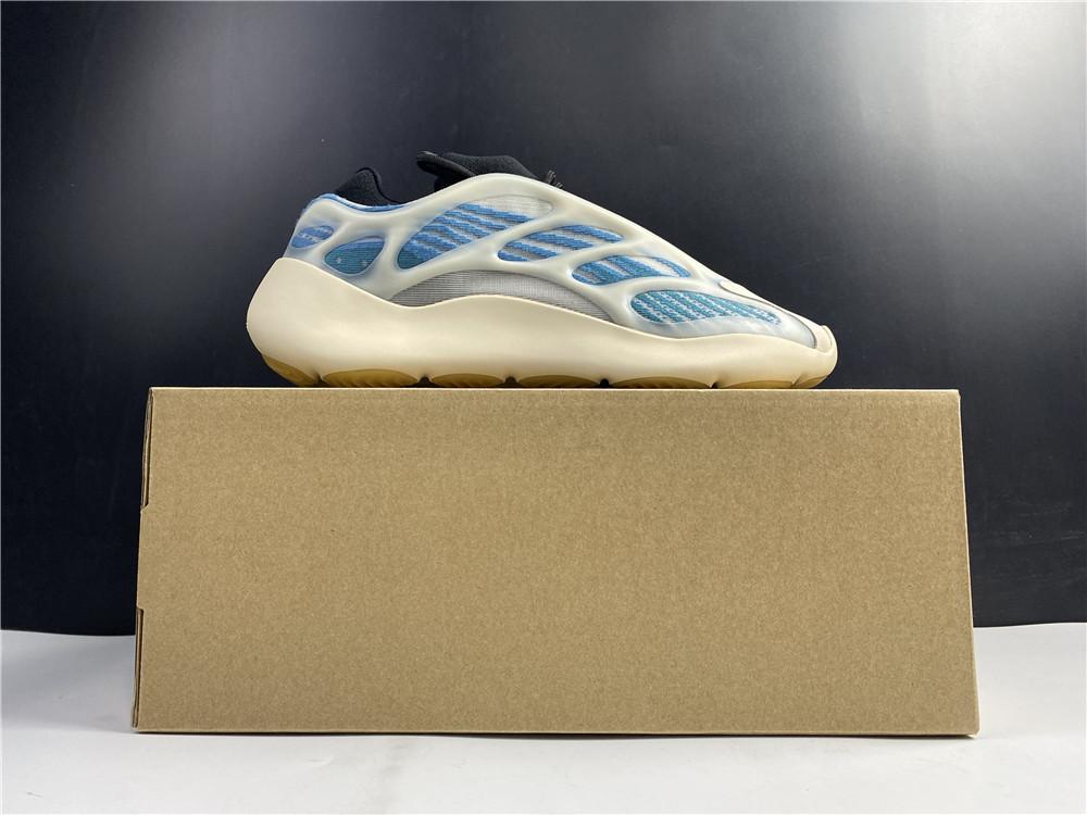 YzY 700 V3 Kyanite Shoes Sneakers - ad0000341 image 6