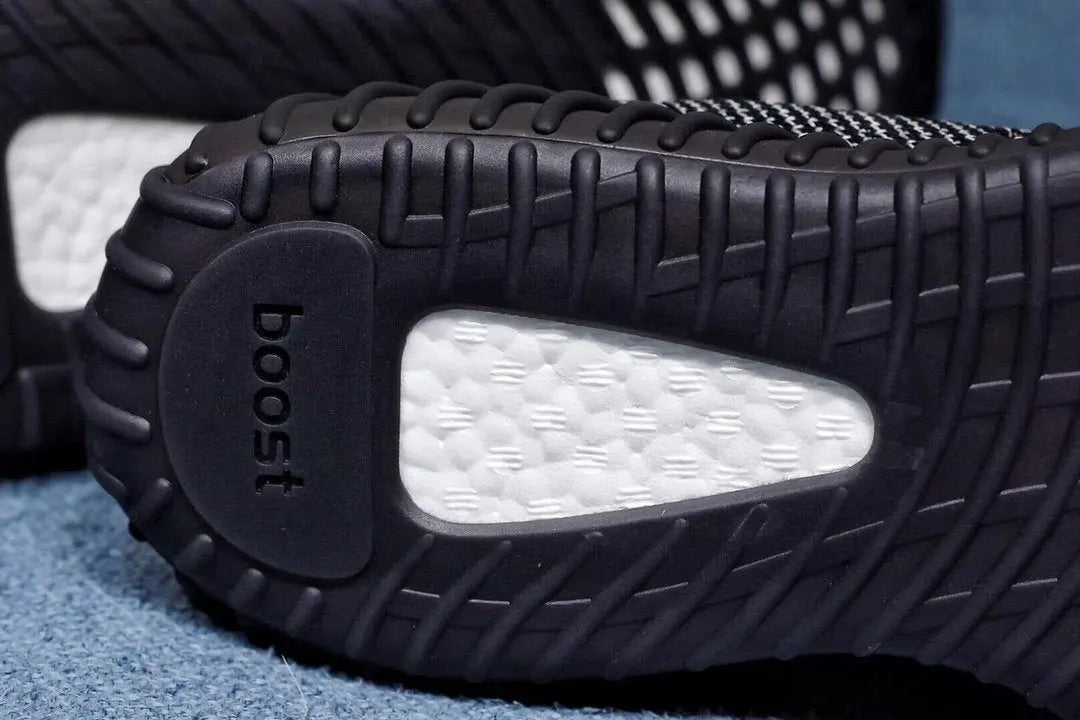 YzY Boost 350 V2 Yecheil (Non-Reflective) Shoes Sneakers - ad0000071 image 9
