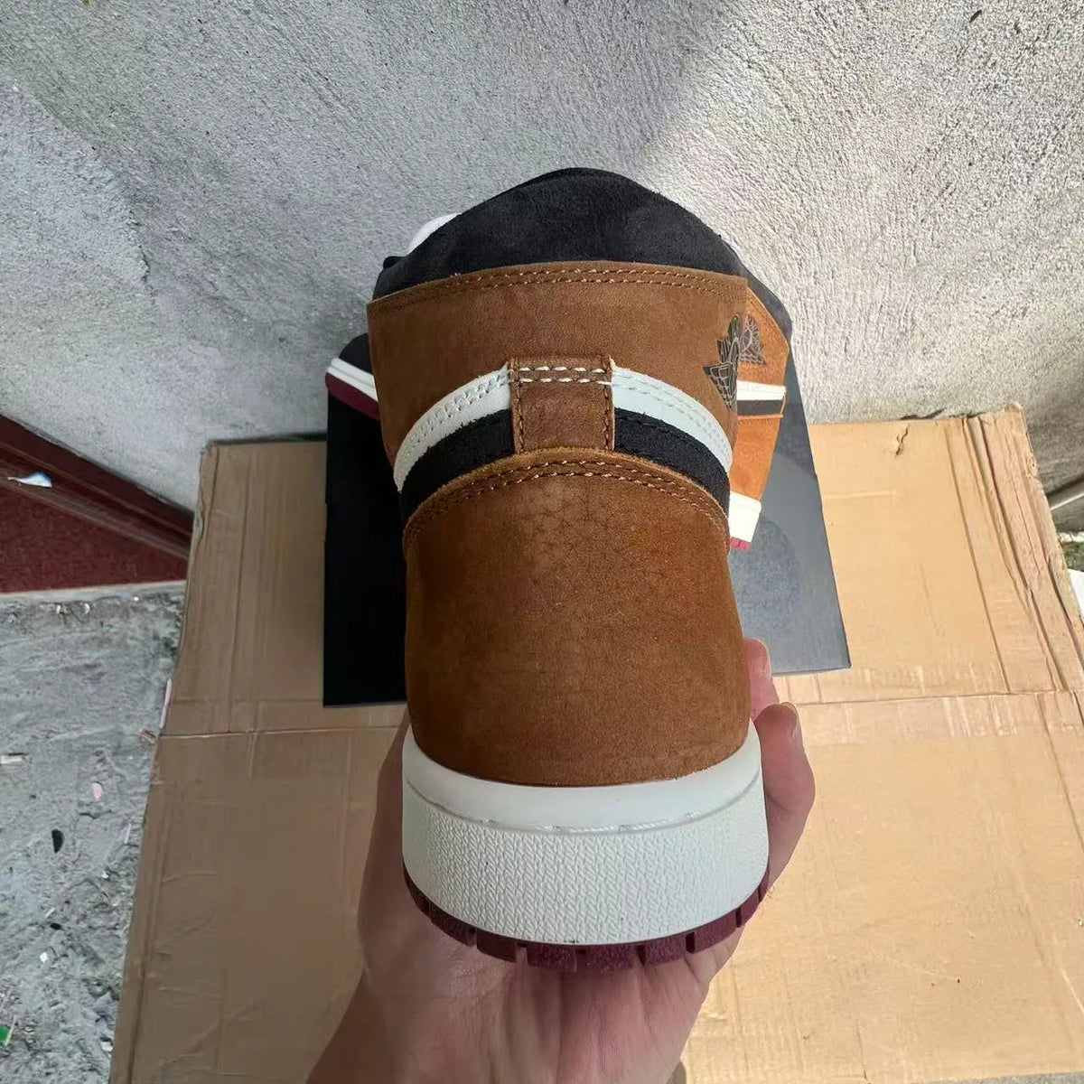 AJ 1 High OG "Love Letter" Shoes Sneakers – nk0005275 image 5
