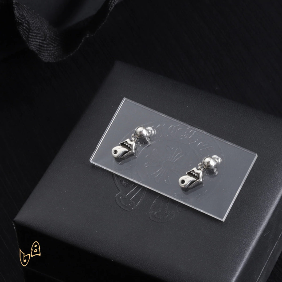 CH Cross Lip Tongue Earrings - CH0151 image 5