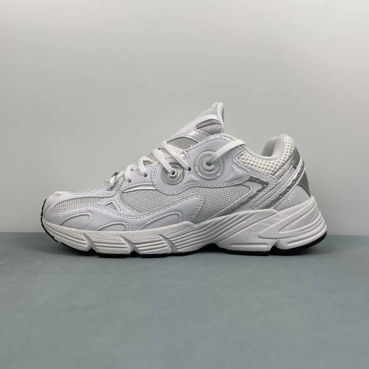 AD Astir Shoes Sneakers - nk0005341 image 3