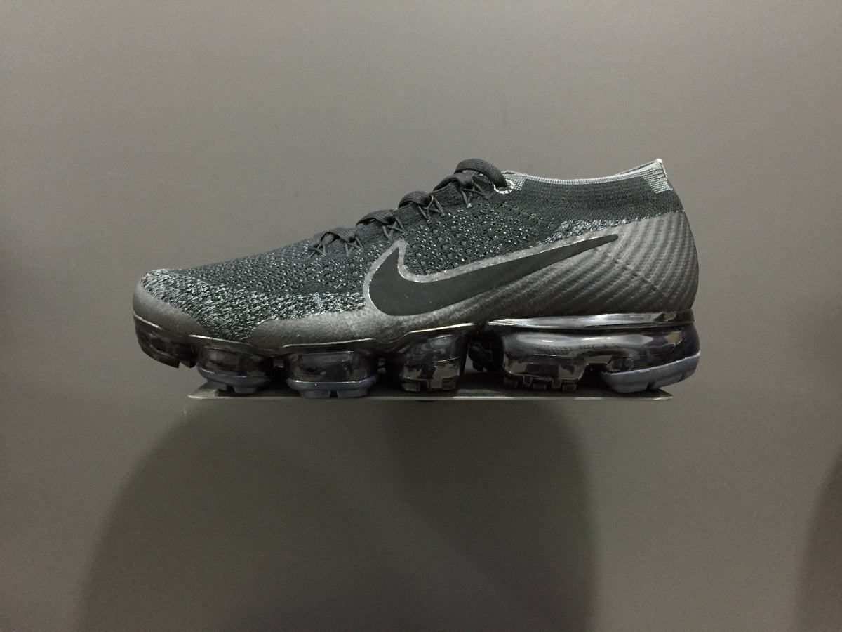 Air VaporMax Flyknit Black Dark Grey Shoes Sneakers - nk0000455 image 10