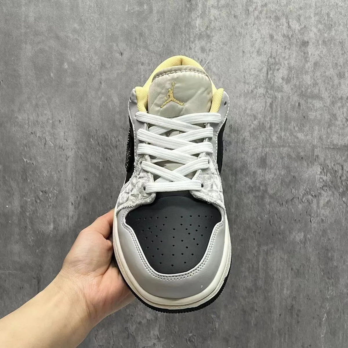 AJ 1 Low Beaded Swoosh Shoes Sneakers - nk0002543 image 8