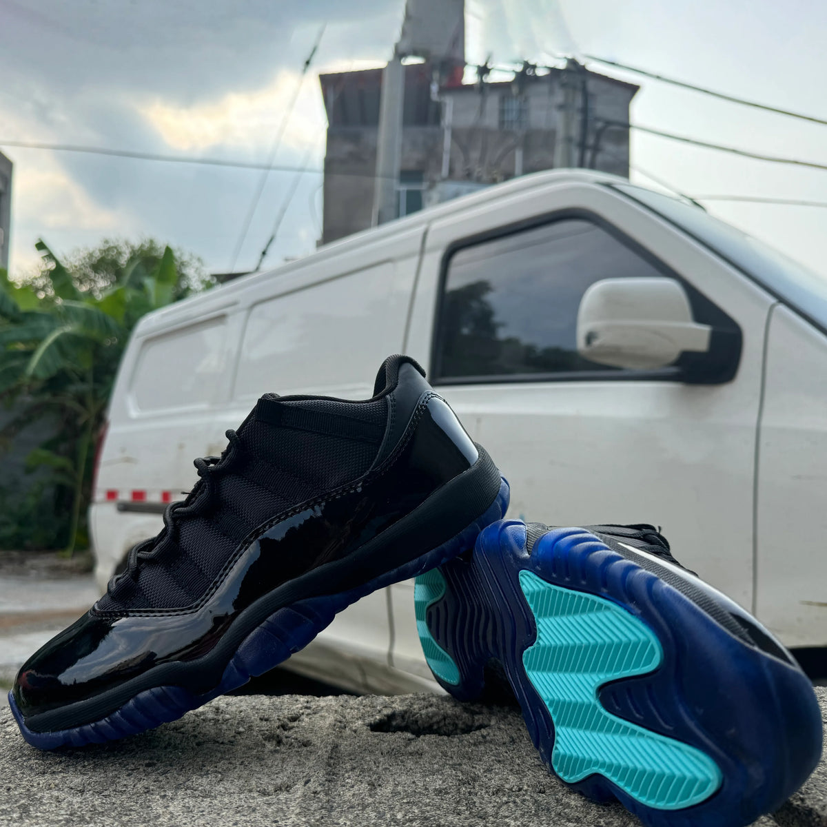 AJ 11 Low Gamma Shoes Sneakers - nk0004305 image 3