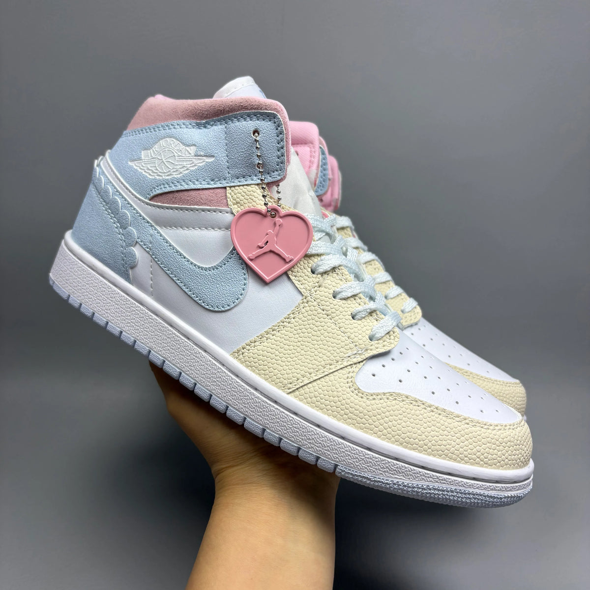 AJ 1 Mid SE Love Is In The Air/ Valentine's Day Shoes Sneakers – nk0005315 image 8
