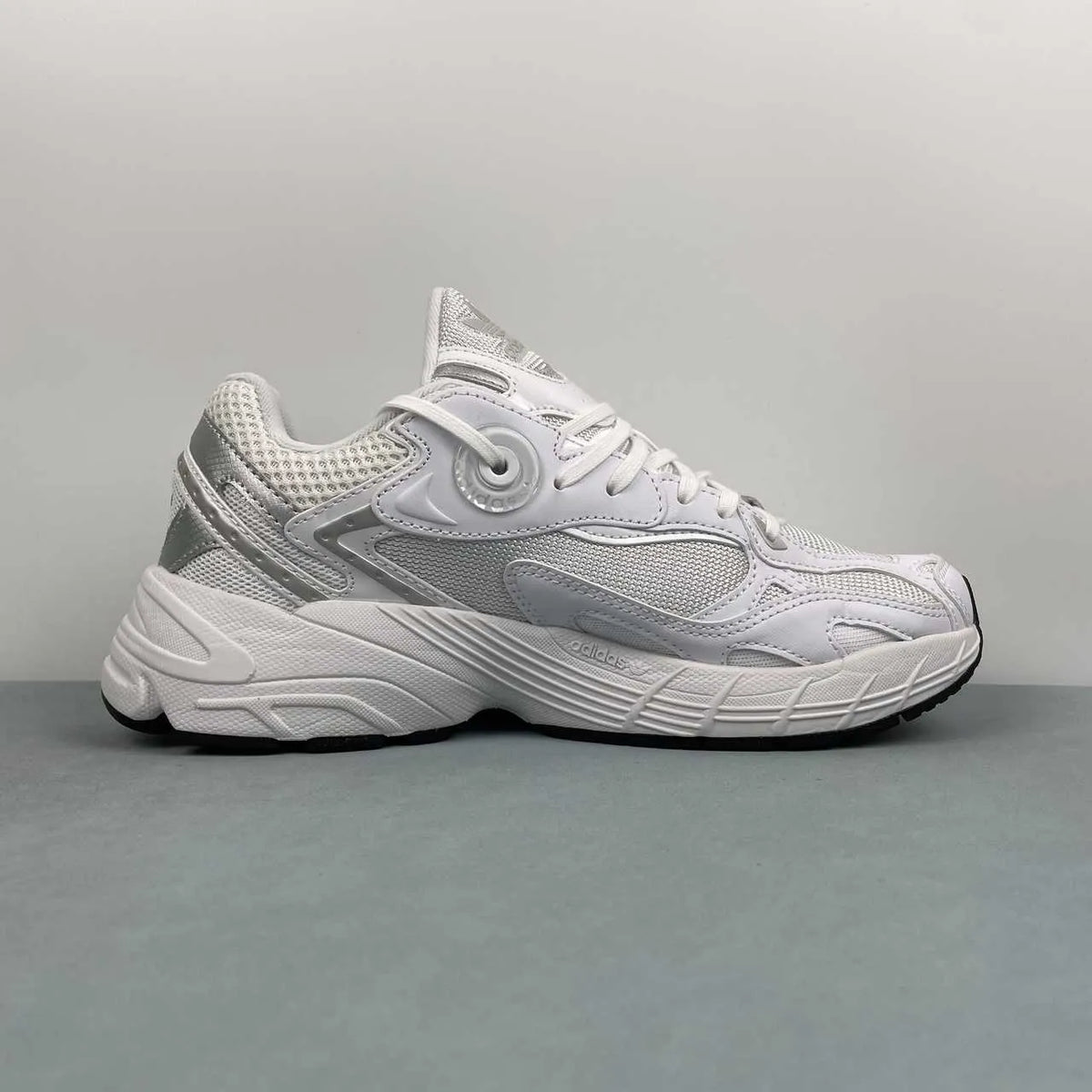 AD Astir Shoes Sneakers - nk0005341 image 2