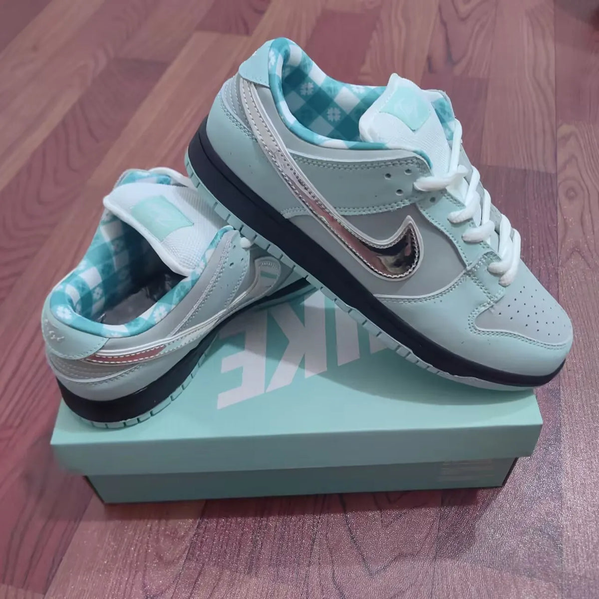 Concepts X SB Dunk LOW TIFFANY LOBSTER Shoes Sneakers - nk0004989 image 11
