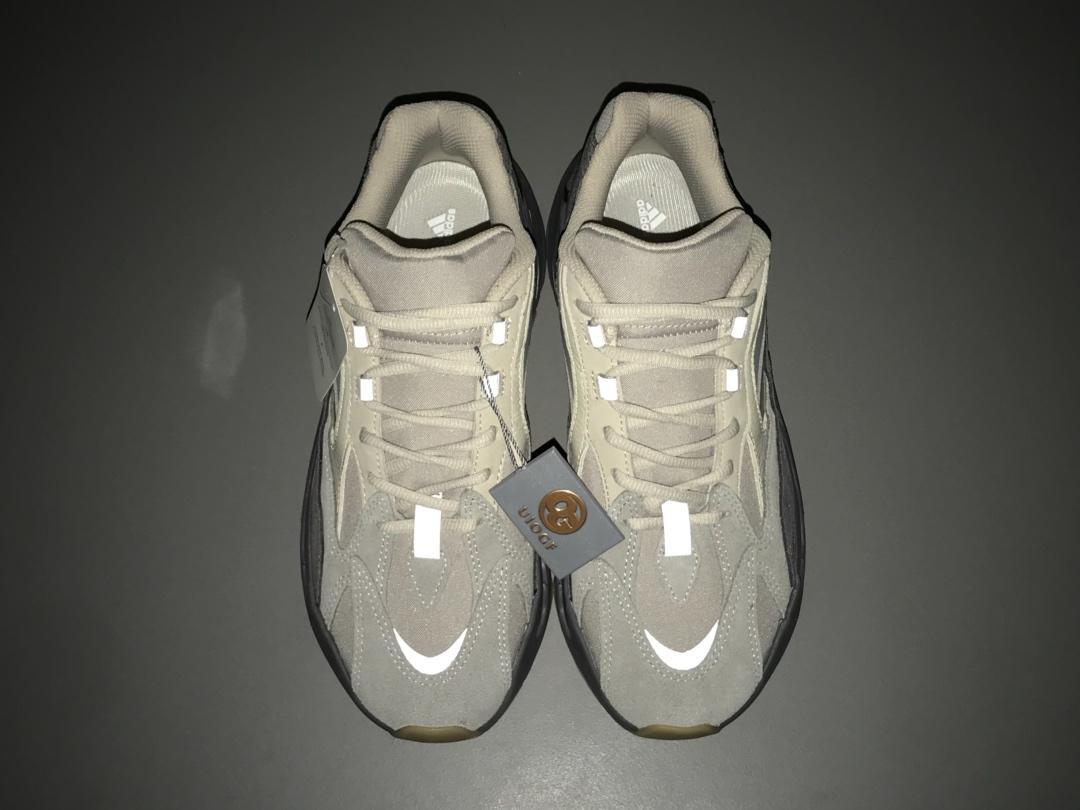 YzY Boost 700 V2 Tephra Shoes Sneakers - ad0000038 image 12