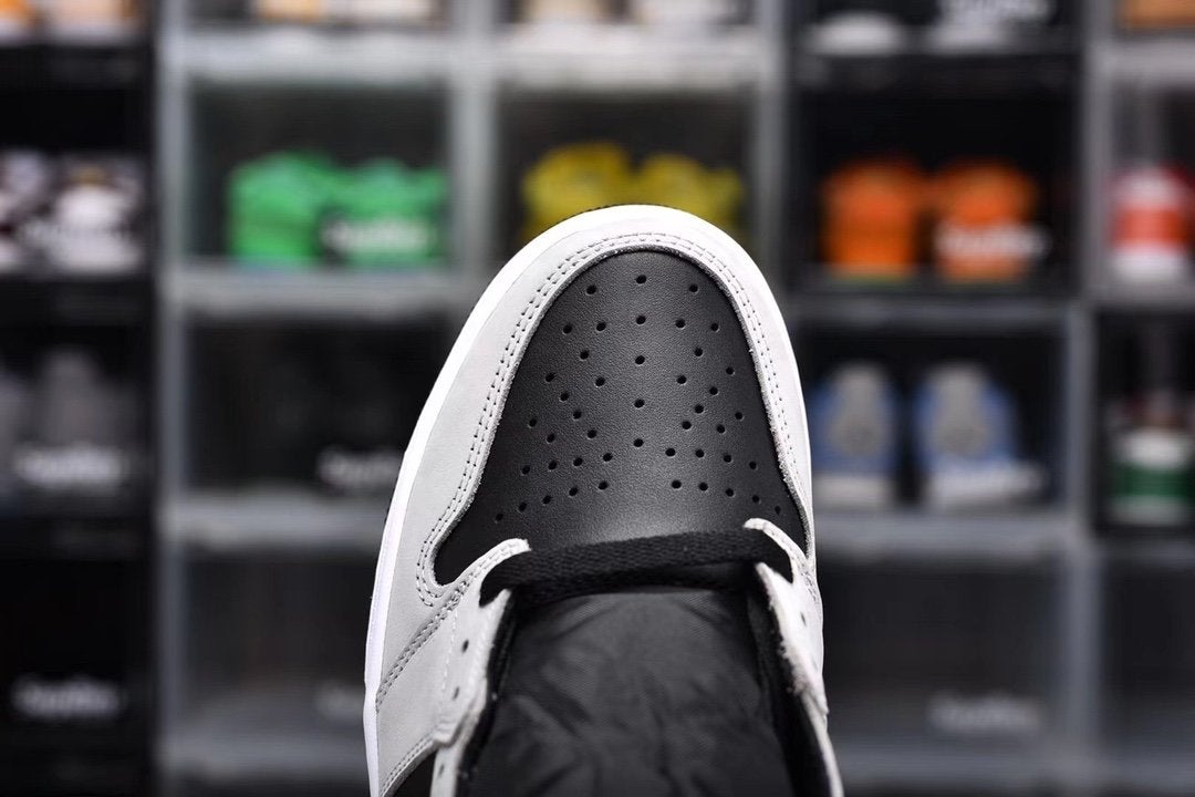 AJ 1 Retro High OG Shadow 2.0 Shoes Sneakers - nk0001675 image 3