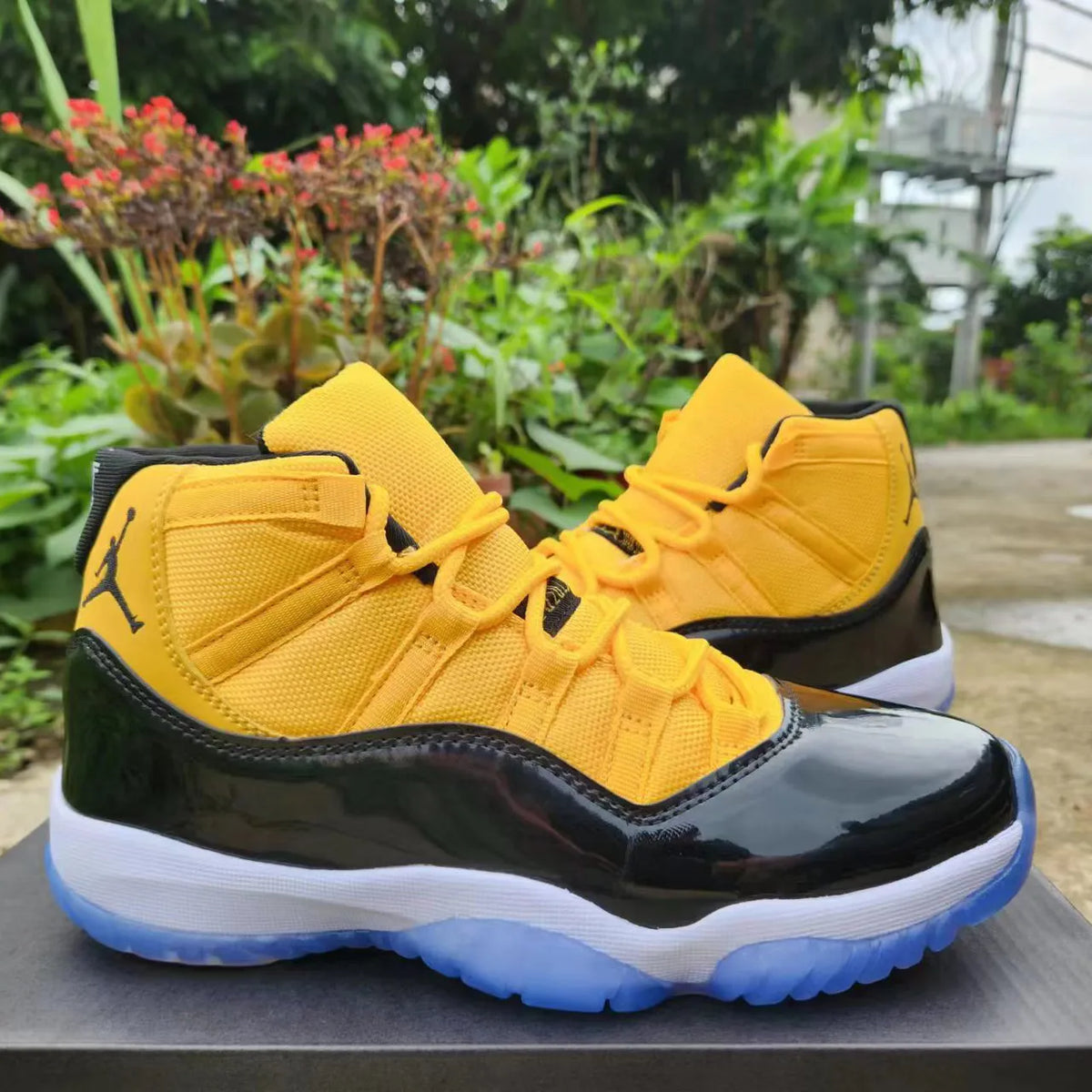 AJ 11 Black Yellow Shoes Sneakers - nk0004205 image 3