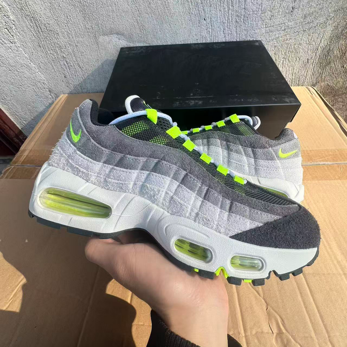 Sergio Lozano x AM 95 OG 'Reverse Neon' Shoes Sneakers - nk0004831 image 3