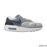 AM 1 London Shoes Sneakers - nk0001384 image 0