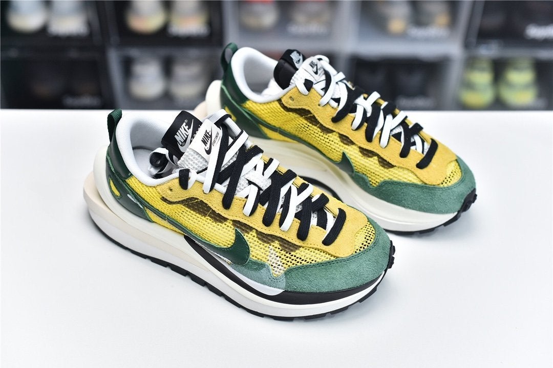 Sacai x VaporWaffle Tour Yellow Shoes Sneakers - nk0001676 image 5