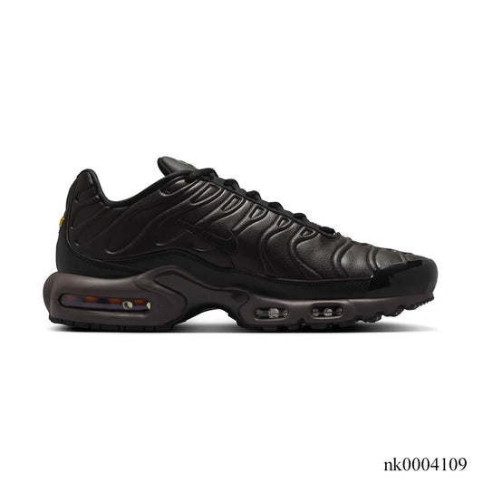 AM Plus Black Tea Shoes Sneakers - nk0004109 image 0