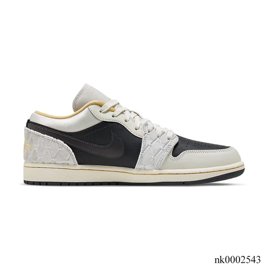 AJ 1 Low Beaded Swoosh Shoes Sneakers - nk0002543 image 0