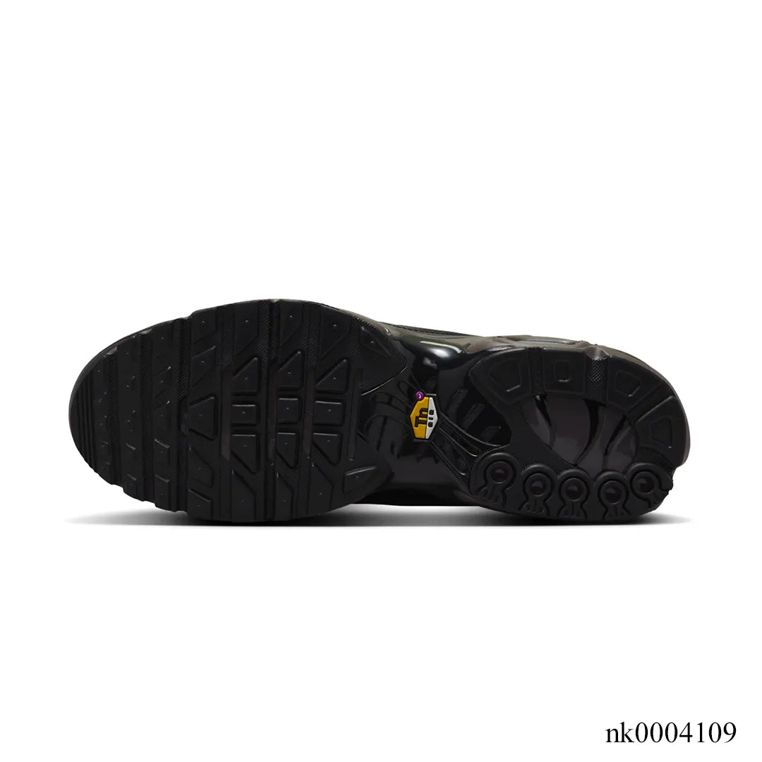 AM Plus Black Tea Shoes Sneakers - nk0004109 image 4