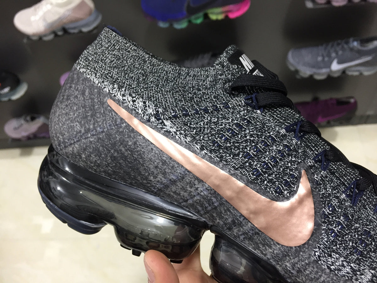 Air VaporMax Explorer Dark Shoes Sneakers - nk0000450 image 3