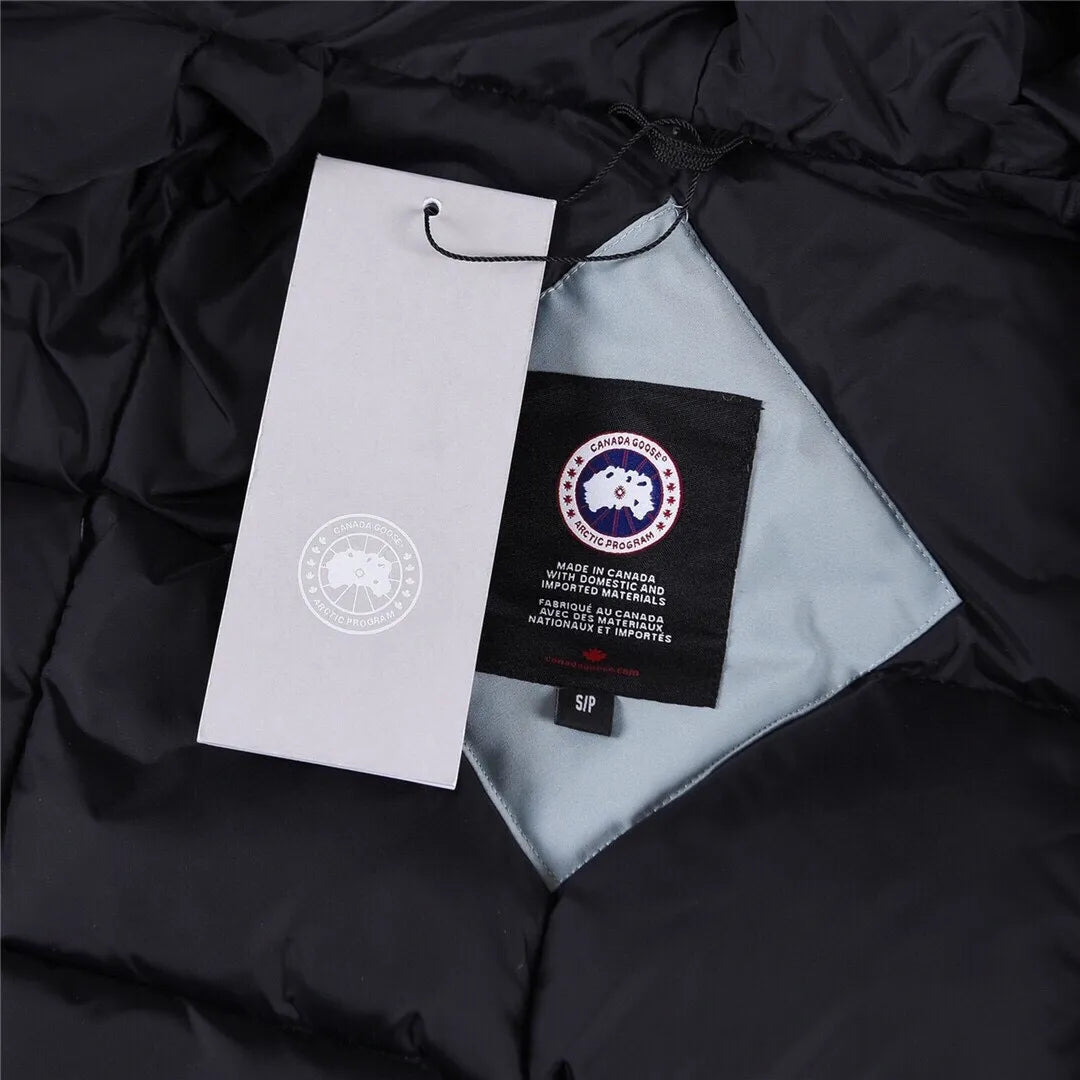 Canada Goose Down Jacket - CD0009