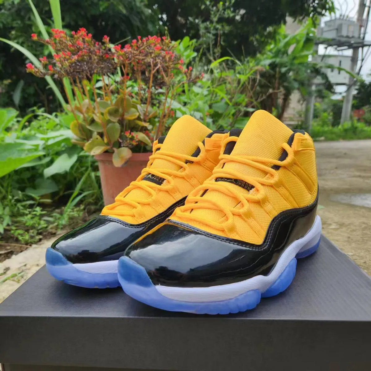 AJ 11 Black Yellow Shoes Sneakers - nk0004205 image 5