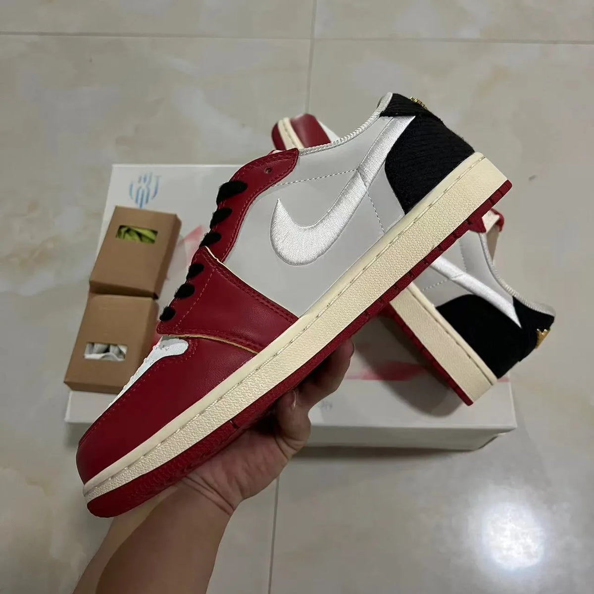 Trophy Room x AJ 1 Low OG (White Swoosh) Shoes Sneakers – nk0004773 image 6
