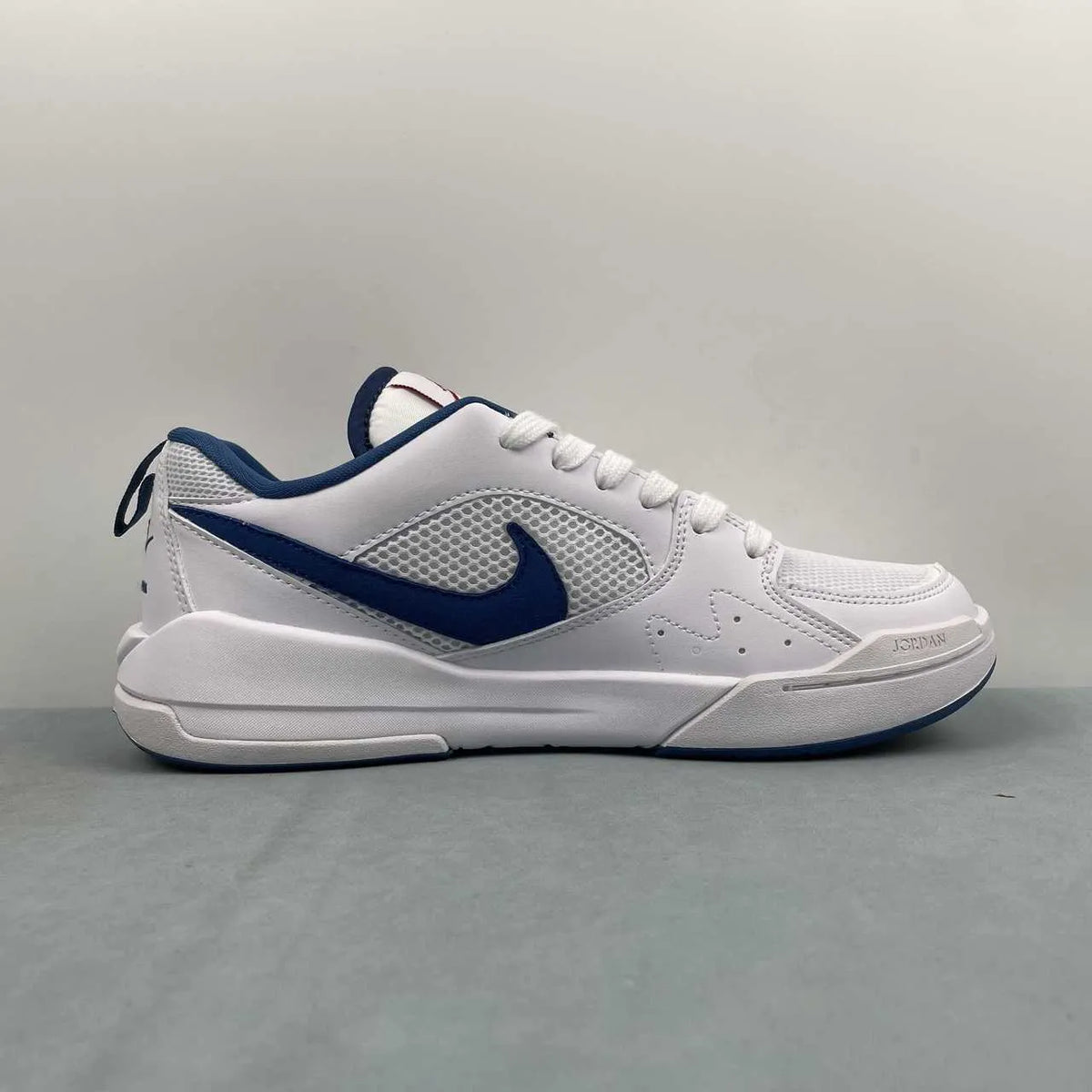 NK Jordan CMFT Era Shoes Sneakers - nk0005414 image 2