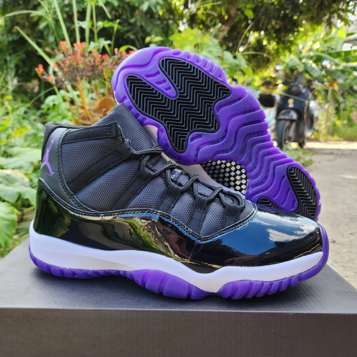 AJ 11 Black Grape Shoes Sneakers - nk0004209 image 5