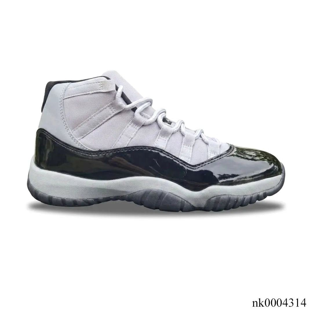 AJ 11 Grey Black Shoes Sneakers - nk0004314 image 0