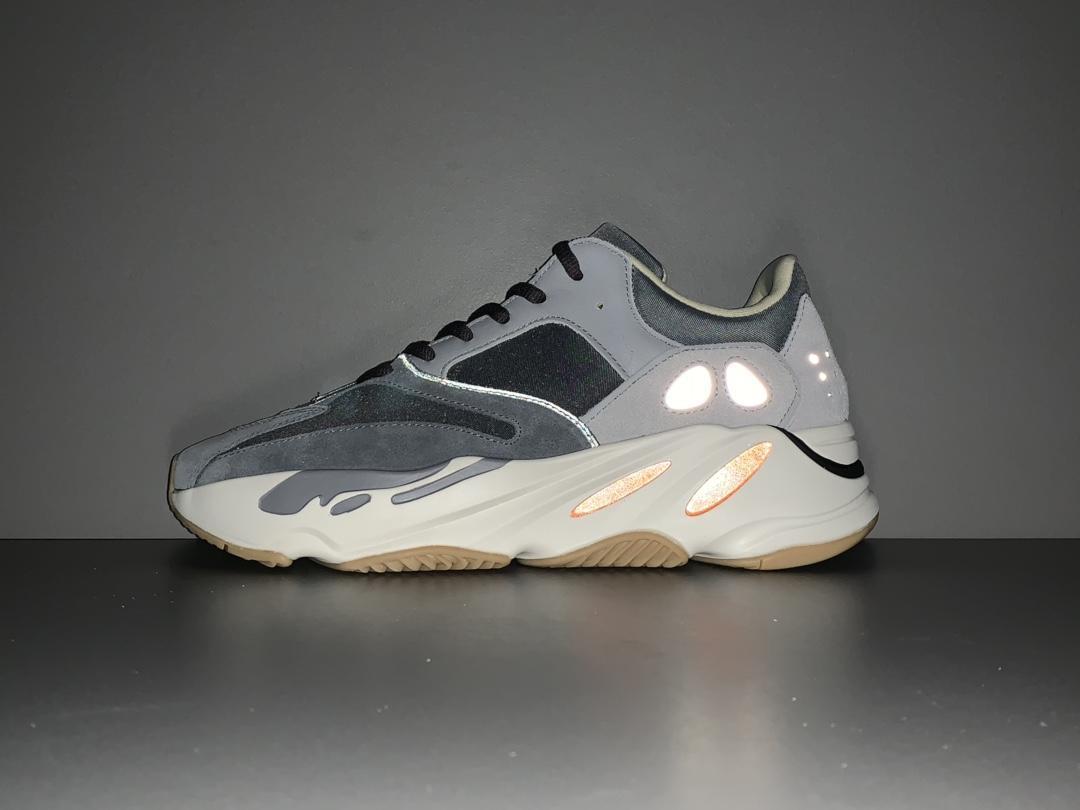 YzY Boost 700 Magnet Shoes Sneakers - ad0000032 image 4