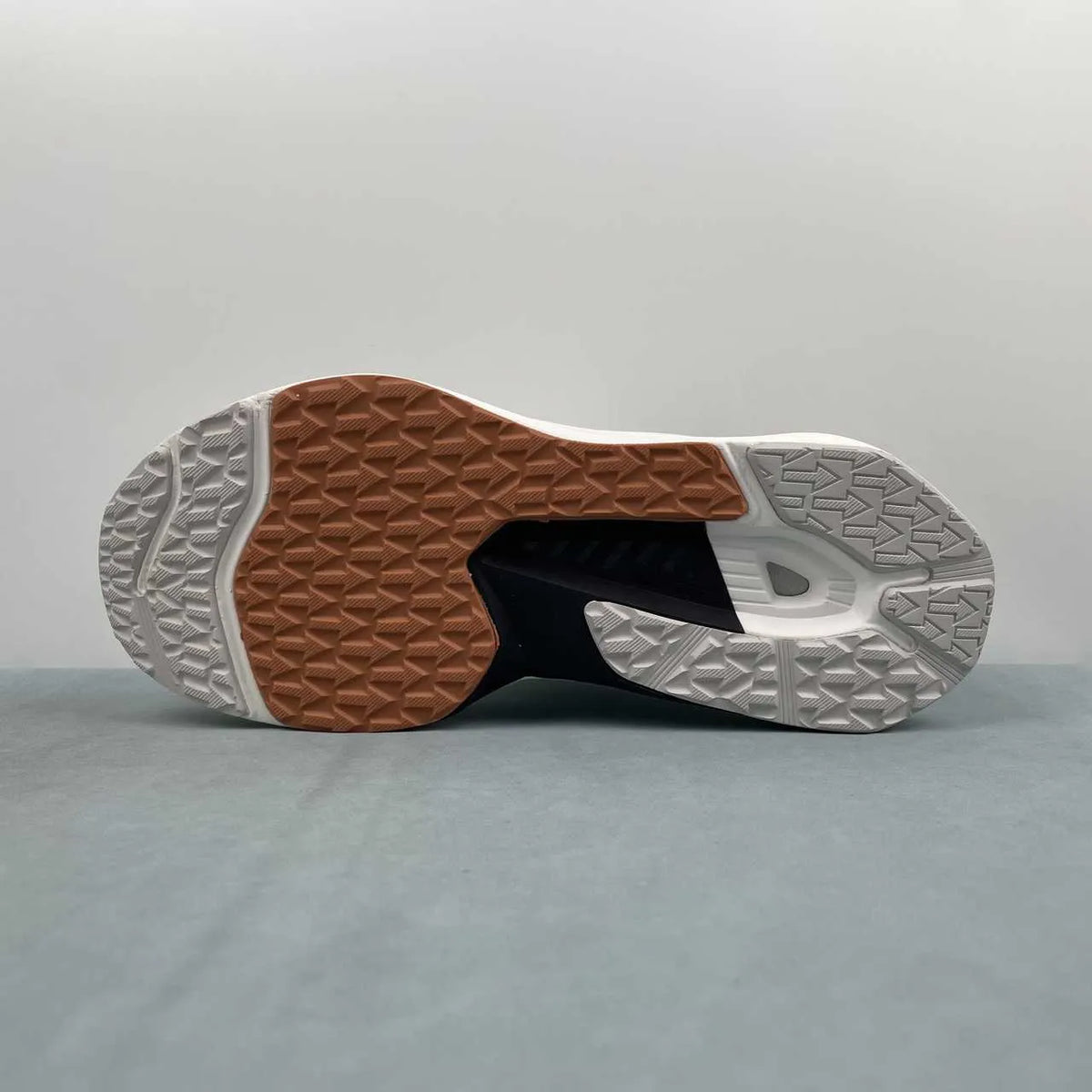 Descente D/F Wire (Dynamic Fluid Wire) Shoes Sneakers - nk0005403 image 4