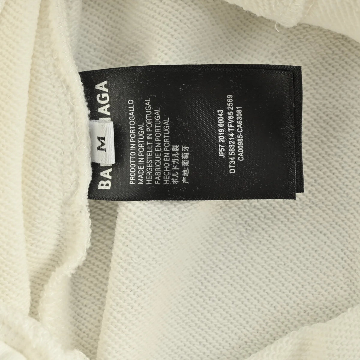 BLCG Reversed Logo Embroidered Shorts in White – 607 – blcg0000607