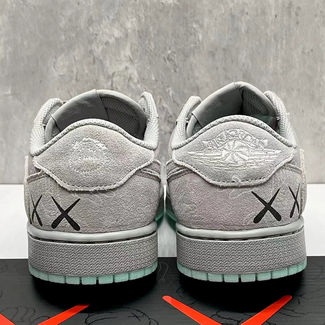 Travis Scott x KAWS x AJ 1 Low OG Cool Grey Shoes Sneakers – nk0004638 image 9