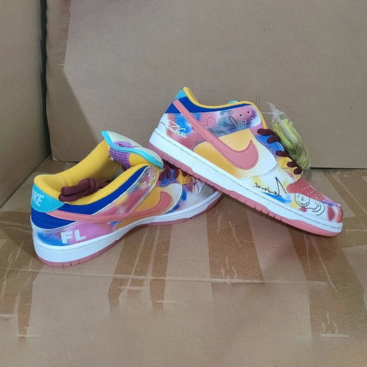 Futura x SB Dunk Low Shoes Sneakers - nk0004075 image 2